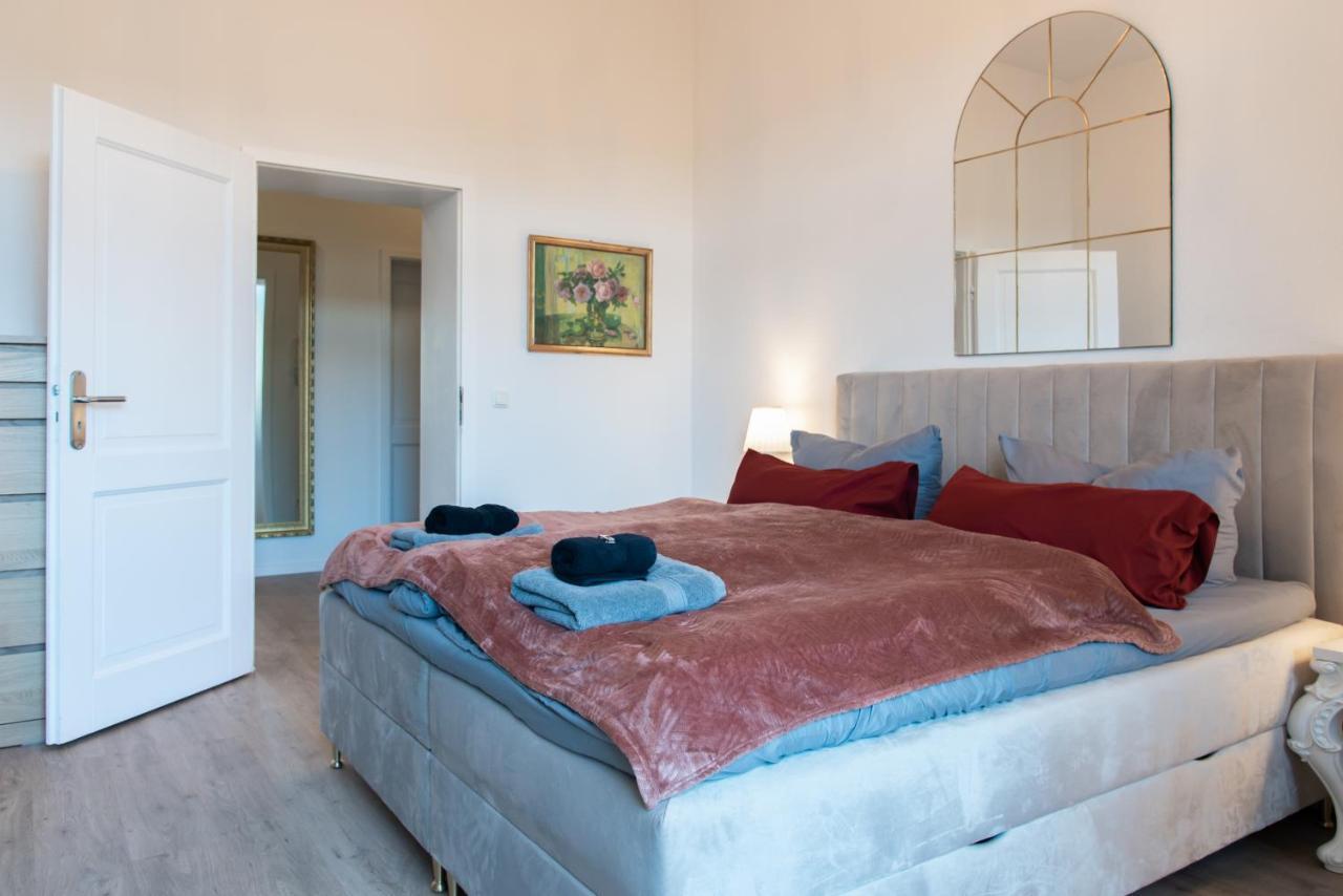 The Grande Kassberg Apartment - Balkon, Netflix, Nespresso, Zentral Chemnitz Luaran gambar